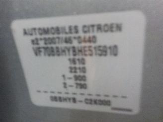 Citroën C4 C4 Cactus (0B/0P) Hatchback 5-drs 1.6 Blue Hdi 100 (DV6FD(BHY)) [73kW]=
  (09-2014/...) picture 5