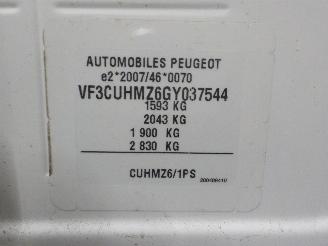 Peugeot 2008 2008 (CU) MPV 1.2 Vti 12V PureTech 82 (EB2F(HMZ)) [60kW]  (03-2013/12-=
2018) picture 6