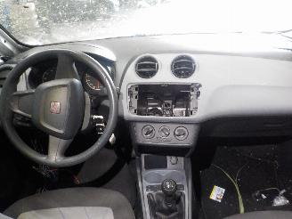 Seat Ibiza Ibiza IV (6J5) Hatchback 5-drs 1.2 12V (CGPB) [44kW]  (07-2009/05-2011=
) picture 5