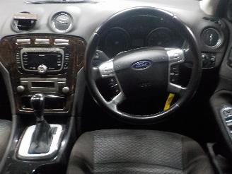 Ford Mondeo Mondeo IV Sedan 2.0 TDCi 130 16V (AZBA) [96kW]  (03-2007/09-2014) picture 6