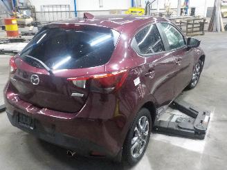 Mazda 2 2 (DJ/DL) Hatchback 1.5 SkyActiv-G 90 (P5Y8) [66kW]  (08-2014/11-2017)= picture 4