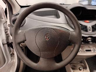 Renault Twingo Twingo II (CN) Hatchback 3-drs 1.2 (D7F-800(Euro 4)) [43kW]  (03-2007/=
09-2014) picture 14