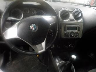 Alfa Romeo MiTo MiTo (955) Hatchback 1.4 16V (955.A.1000) [58kW]  (08-2008/08-2013) picture 5