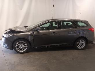 Ford Focus Focus 3 Wagon Combi 1.0 Ti-VCT EcoBoost 12V 125 (M1DD) [92kW]  (02-201=
2/05-2018) picture 4