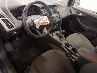 Ford Focus Focus 3 Wagon Combi 1.0 Ti-VCT EcoBoost 12V 125 (M1DD) [92kW]  (02-201=
2/05-2018) picture 10