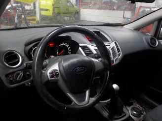 Ford Fiesta Fiesta 6 (JA8) Hatchback 1.6 TDCi 95 (T3JA(Euro 5)) [70kW]  (02-2010/1=
2-2015) picture 5