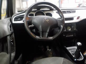 Citroën C3 C3 (SC) Hatchback 1.6 HDi 92 (DV6DTED(9HP)) [68kW]  (11-2009/09-2016) picture 5