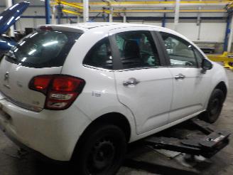 Citroën C3 C3 (SC) Hatchback 1.6 HDi 92 (DV6DTED(9HP)) [68kW]  (11-2009/09-2016) picture 3