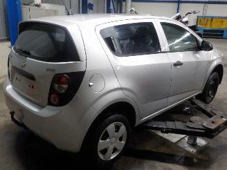 Chevrolet Aveo Aveo (300) Hatchback 1.2 16V (LDC) [63kW]  (03-2011/12-2015) picture 3
