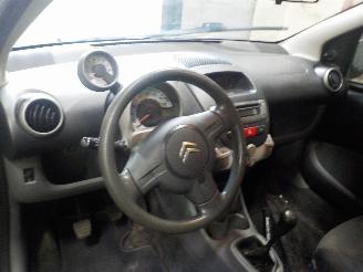 Citroën C1 C1 Hatchback 1.0 12V (1KR-FE(CFB)) [50kW]  (06-2005/09-2014) picture 5