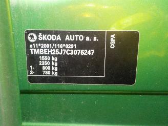 Skoda Fabia Fabia II (5J) Hatchback 1.2i 12V (CGPA) [55kW]  (11-2011/12-2014) picture 6
