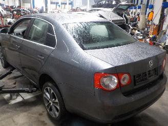 Volkswagen Jetta Jetta IV (162/16A) Sedan 1.4 TSI 150 16V (CZDA) [110kW]  (08-2014/...)= picture 4