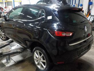 Renault Clio Clio IV (5R) Hatchback 5-drs 0.9 Energy TCE 90 12V (H4B-408(H4B-B4)) [=
66kW]  (11-2012/08-2021) picture 4