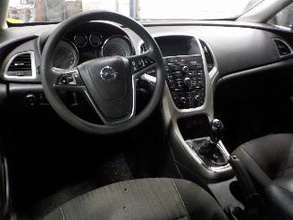 Opel Astra Astra J Sports Tourer (PD8/PE8/PF8) Combi 1.4 16V ecoFLEX (A14XER(Euro=
 5)) [74kW]  (10-2010/10-2015) picture 5