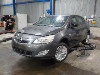 Démontage voiture Opel Astra Astra J (PC6/PD6/PE6/PF6) Hatchback 5-drs 1.3 CDTI 16V EcoFlex (A13DTE=
(Euro 5)) [70kW]  (12-2009/10-2015) 2011/4