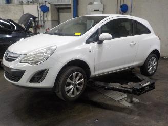 Salvage car Opel Corsa Corsa D Hatchback 1.2 16V LPG (A12XER(Euro 5)) [63kW]  (06-2011/08-201=
4) 2012/12