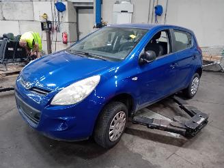 Hyundai I-20 i20 Hatchback 1.2i 16V (G4LA) [57kW]  (09-2008/12-2012) picture 1