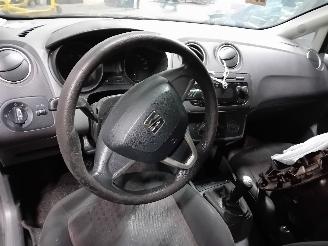 Seat Ibiza Ibiza IV (6J5) Hatchback 5-drs 1.2 12V (CGPB) [44kW]  (07-2009/05-2015=
) picture 5