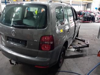 Volkswagen Touran Touran (1T1/T2) MPV 1.4 16V TSI 140 (BMY) [103kW]  (02-2006/05-2010) picture 4