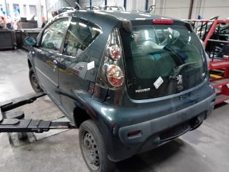 Peugeot 107 107 Hatchback 1.0 12V (384F(1KR)) [50kW]  (06-2005/05-2014) picture 4