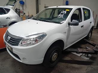 Purkuautot passenger cars Dacia Sandero Sandero I (BS) Hatchback 1.2 16V (D4F-732(D4F-F7)) [55kW]  (11-2008/12=
-2012) 2011/0