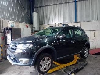 Uttjänta bilar auto Dacia Sandero Sandero II Hatchback 0.9 TCE 12V (H4B-411) [66kW]  (10-2012/...) 2014