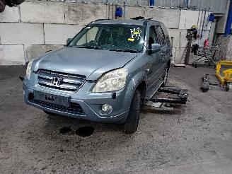 Uttjänta bilar auto Honda Cr-v CR-V (RD5/6/7/8) SUV 2.0i 16V VTEC (K20A4) [110kW]  (09-2001/03-2007) 2005