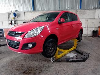 demontáž osobní automobily Hyundai I-20 i20 Hatchback 1.2i 16V (G4LA) [57kW]  (09-2008/12-2012) 2008/1