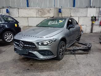 Autoverwertung Mercedes Cla-klasse CLA (118.3) Sedan 1.3 CLA-200 Turbo 16V (M282.914) [120kW]  (03-2019/.=
=2E.) 2019/3
