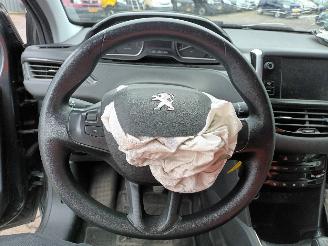 Peugeot 208 208 I (CA/CC/CK/CL) Hatchback 1.2 Vti 12V PureTech 82 (EB2F(HMZ)) [60k=
W]  (03-2012/12-2019) picture 12