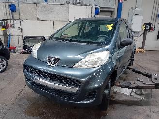 Démontage voiture Peugeot 107 107 Hatchback 1.0 12V (384F(1KR)) [50kW]  (06-2005/05-2014) 2010