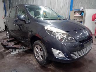 Renault Scenic Grand Scénic III (JZ) MPV 1.4 16V TCe 130 (H4J-700(H4J-A7)) [96kW]  =
(02-2009/12-2016) picture 2