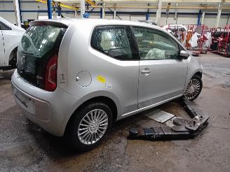 Volkswagen Up! Up! (121) Hatchback 1.0 12V 60 (CHYA) [44kW]  (08-2011/08-2020) picture 3