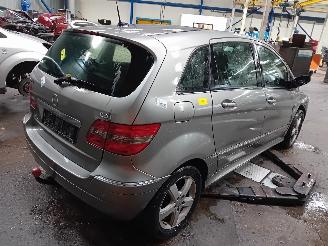 Mercedes B-klasse B (W245) Hatchback 2.0 B-180 CDI 16V (OM640.940(Euro 4)) [80kW]  (03-2=
005/11-2011) picture 3