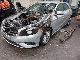škoda osobní automobily Mercedes A-klasse A (W176) Hatchback 1.6 A-180 16V (M270.910) [90kW]  (09-2012/05-2018) 2012/11