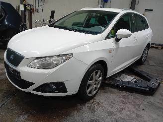 disassembly passenger cars Seat Ibiza Ibiza ST (6J8) Combi 1.2 TDI Ecomotive (CFWA) [55kW]  (04-2010/05-2015=
) 2011/5
