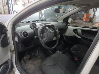 Citroën C1 C1 Hatchback 1.0 12V (384F(CFA)) [50kW]  (06-2005/09-2014) picture 5