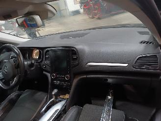 Renault Mégane Megane IV (RFBB) Hatchback 5-drs 1.5 Energy dCi 110 (K9K-648) [81kW]  =
(11-2015/...) picture 5