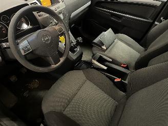 Opel Zafira Zafira (M75) MPV 1.8 16V Ecotec (Z18XER(Euro 4)) [103kW]  (07-2005/04-=
2015) picture 15