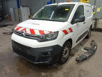 rottamate veicoli commerciali Citroën Berlingo Berlingo Van 1.6 BlueHDI 100 (DV6FD(BHY)) [73kW]  (06-2018/04-2021) 2019