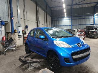 Peugeot 107 107 Hatchback 1.0 12V (384F(1KR)) [50kW]  (06-2005/05-2014) picture 2