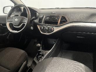 Kia Picanto Picanto (TA) Hatchback 1.0 12V (G3LA) [51kW]  (05-2011/06-2017) picture 12