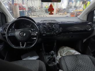 Skoda Citigo Citigo Hatchback 1.0 12V (CHYA) [44kW]  (10-2011/08-2019) picture 5