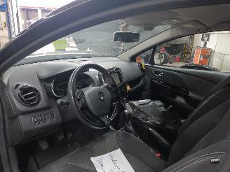 Renault Clio Clio IV Estate/Grandtour (7R) Combi 5-drs 0.9 Energy TCE 90 12V (H4B-4=
00(H4B-A4)) [66kW]  (01-2013/08-2021) picture 5