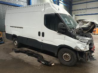 Iveco New daily New Daily VI Van 35C18, 40C18, 50C18, 65C18, 70C18, 35S18 (F1CGL411B) =
[132kW]  (04-2016/...) picture 2