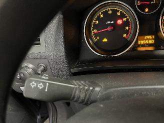 Opel Zafira Zafira (M75) MPV 1.6 16V (Z16XEP(Euro 4)) [77kW]  (07-2005/09-2012) picture 20