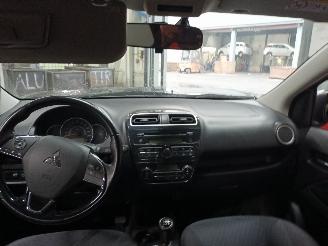 Mitsubishi Space-star Space Star (A0) Hatchback 1.2 12V (3A92) [59kW]  (10-2012/...) picture 5