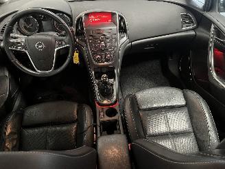 Opel Astra Astra J (PC6/PD6/PE6/PF6) Hatchback 5-drs 1.4 Turbo 16V (A14NET(Euro 5=
)) [103kW]  (12-2009/10-2015) picture 10