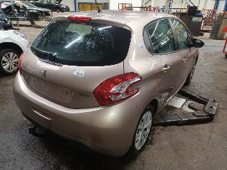 Peugeot 208 208 I (CA/CC/CK/CL) Hatchback 1.0 Vti 12V PureTech (EB0(ZMZ)) [50kW]  =
(03-2012/12-2019) picture 3