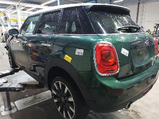 Mini Mini Mini (F55) Hatchback 5-drs 1.5 12V Cooper (B38A15A) [100kW]  (09-2013/=
=2E..) picture 4
